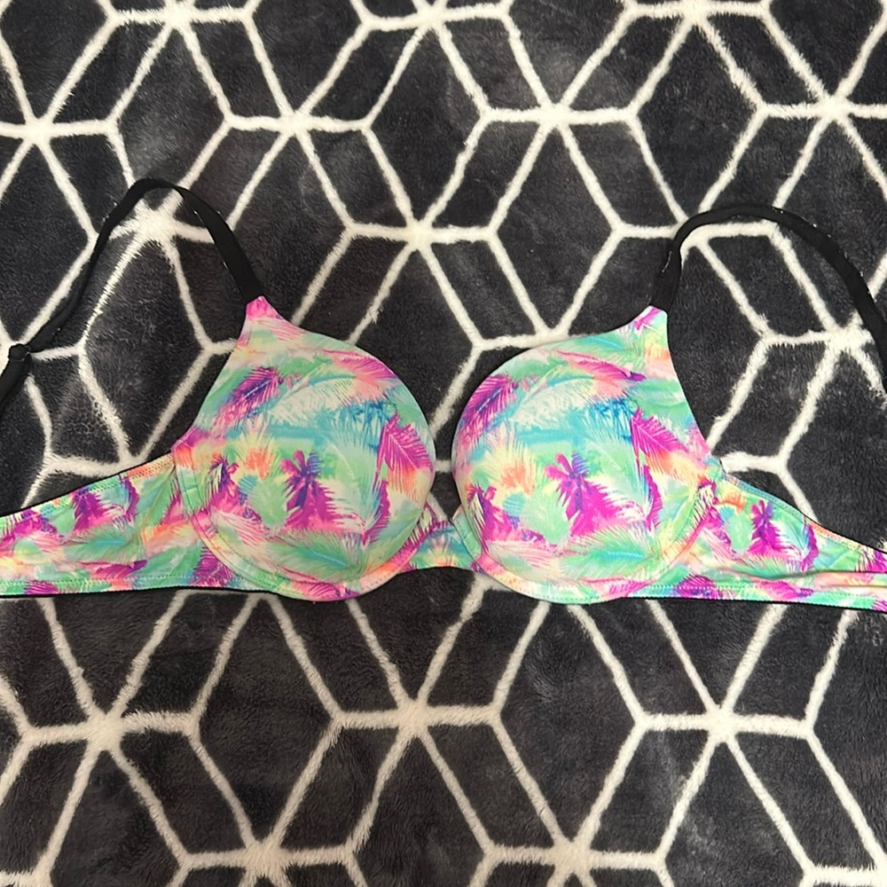 PINK Push-up Bra